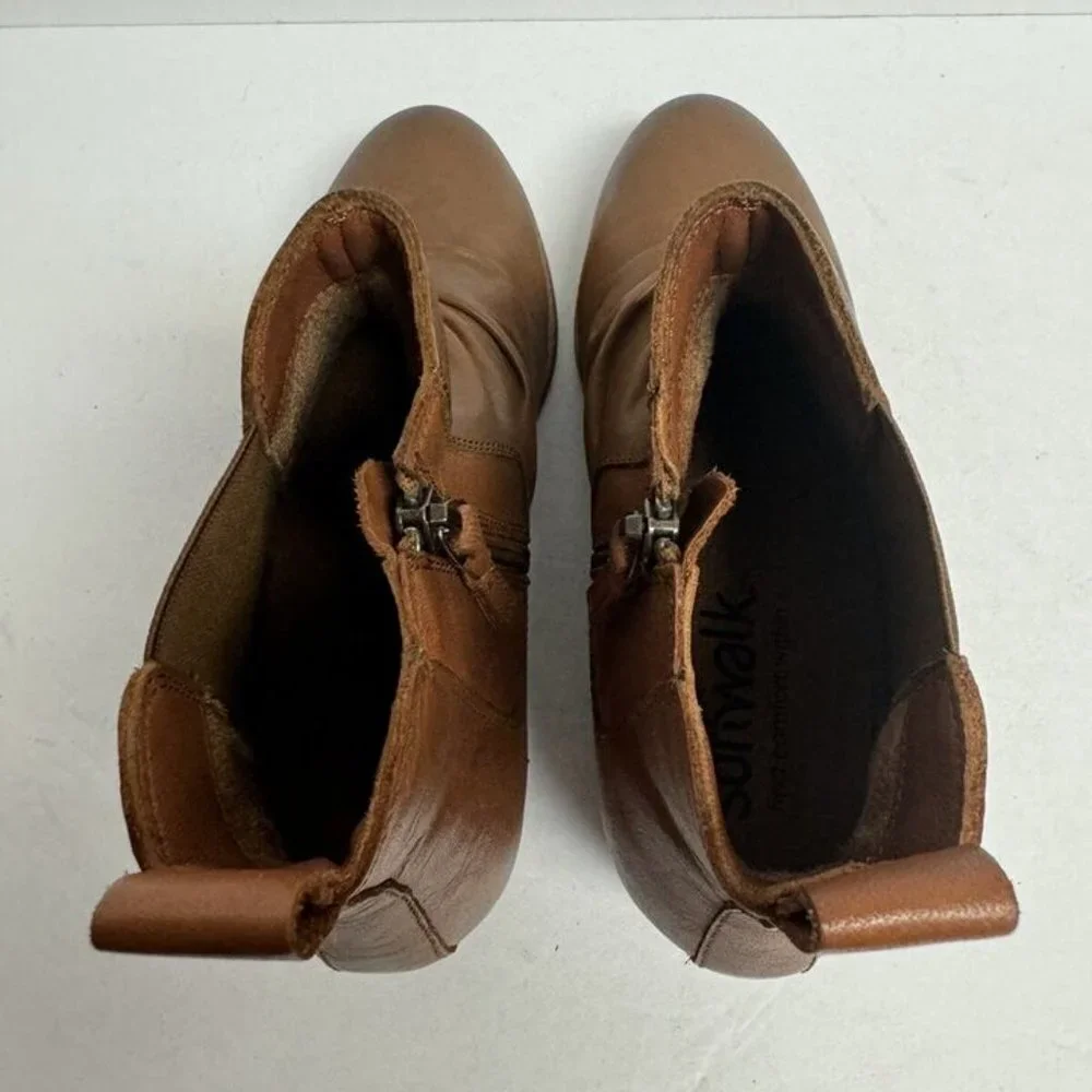 Softwalk Womens Rockford Chelsea Boot Size 8N